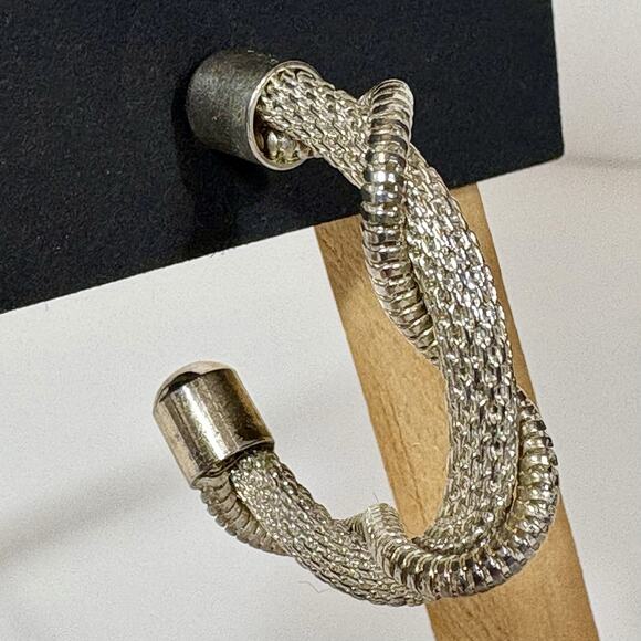 Silver Tone Open Mesh Earrings Twist Hoop 1.5" Earrings Chain Vintage Retro - Picture 4 of 8